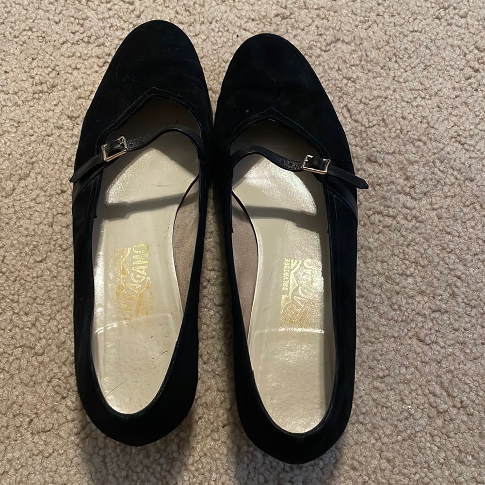 Salvatore Ferraagamo black suede flats